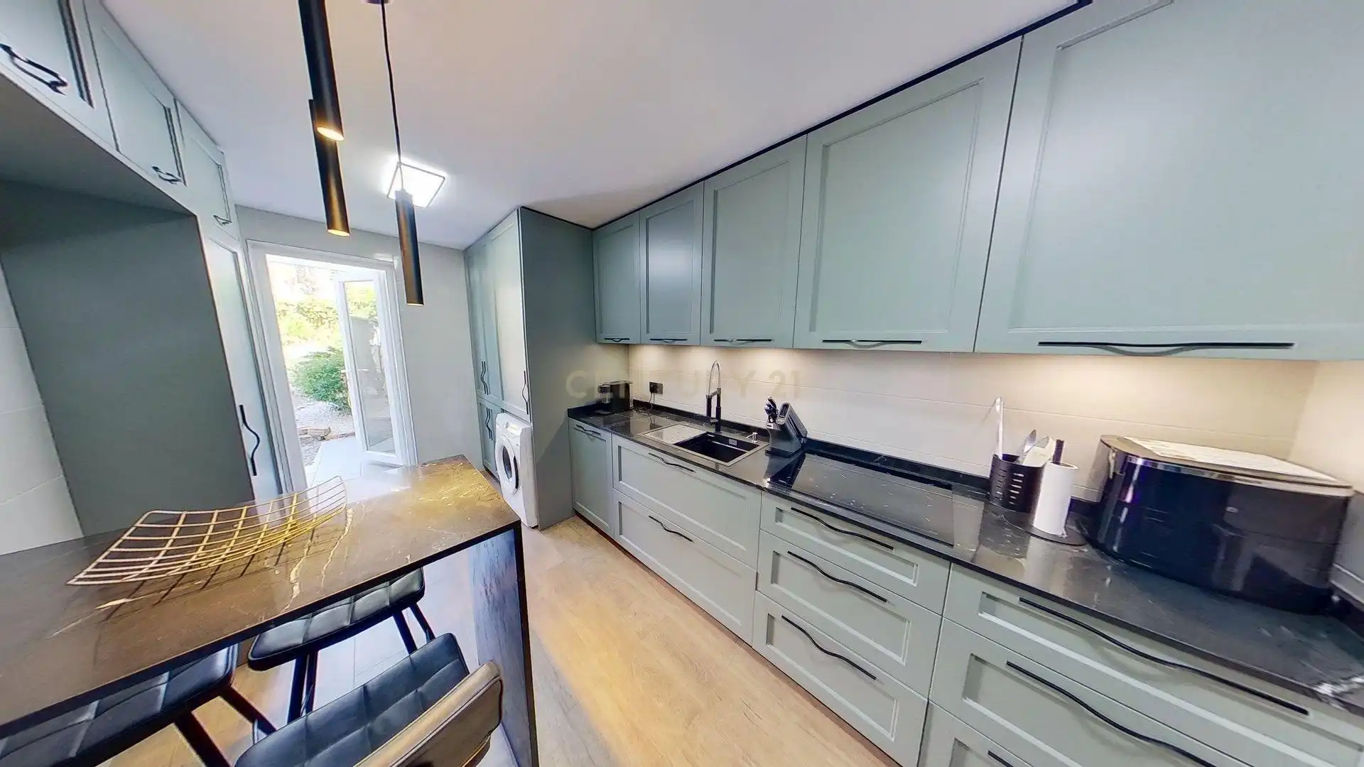 Cocina de Piso en venta en Benalmádena con Aire acondicionado, Jardín privado y Piscina comunitaria