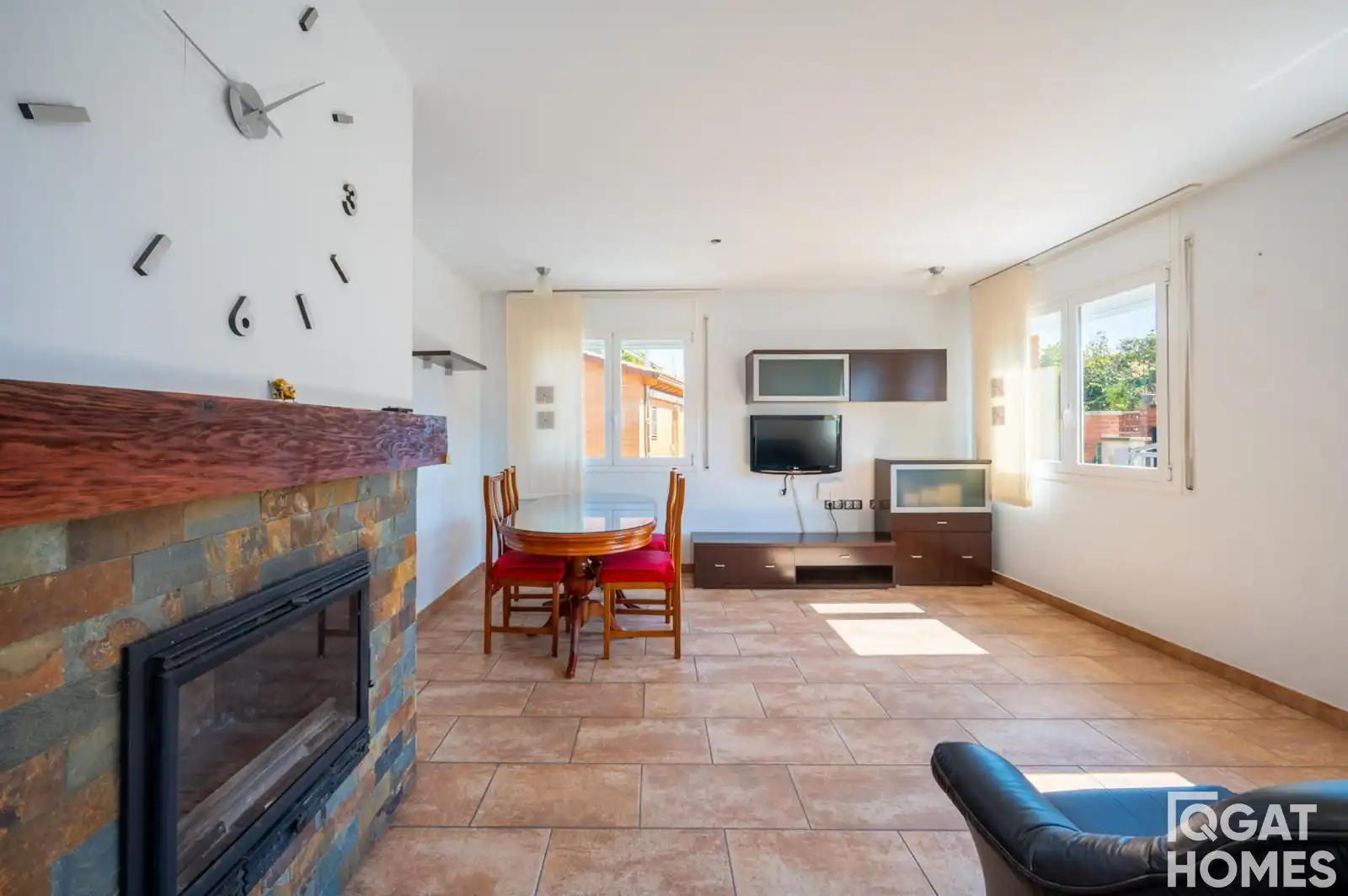 Living room of Houses for sale in Sant Cugat del Vallès  with Air Conditioner, Heating and Terrace