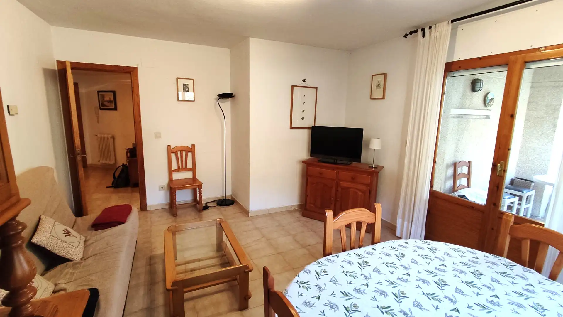 Sala de estar de Piso en venta en Biescas con Calefacción, Terraza y Amueblado