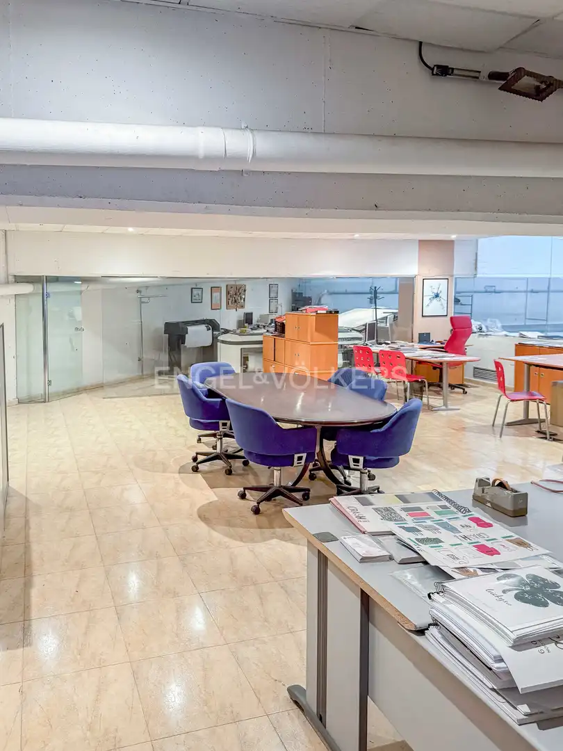 Nave industrial en venta en Eixample