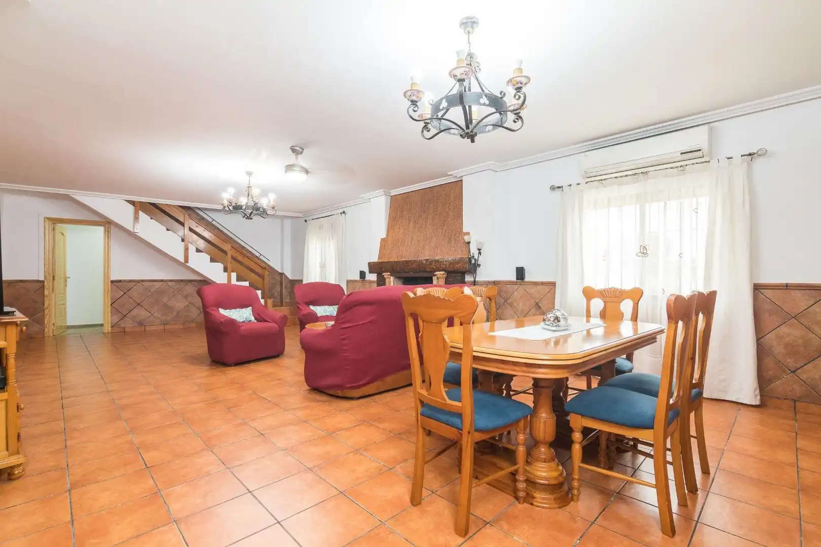 Esszimmer von Haus oder Chalet zum Verkauf in Elche / Elx mit Klimaanlage, Privatgarten und Terrasse