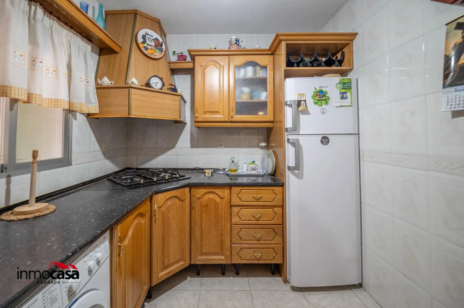 Küche von Wohnung zum Verkauf in Granada mit Klimaanlage und Möbliert