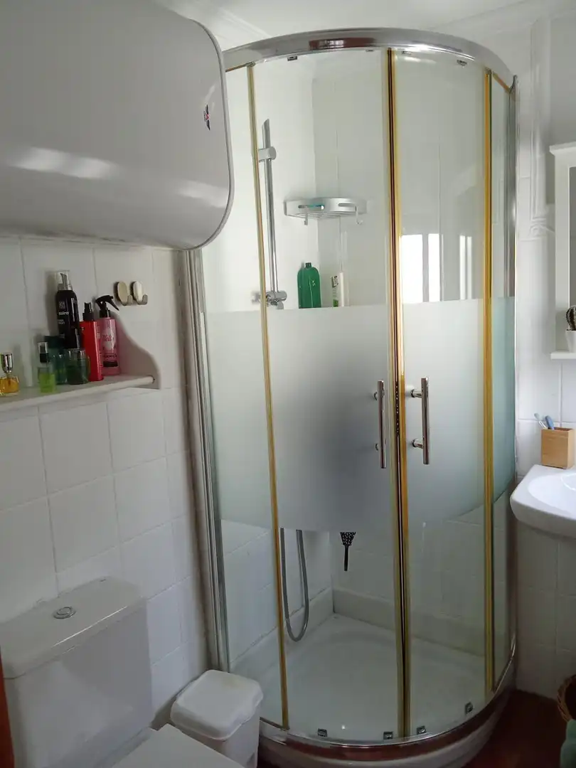 Badezimmer von Wohnung zum Verkauf in Córdoba mit Klimaanlage, Heizung und Balkon