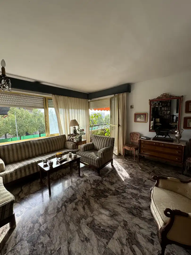 Living room of Flat for sale in Sevilla  with Air Conditioner, Heating and Terrace
