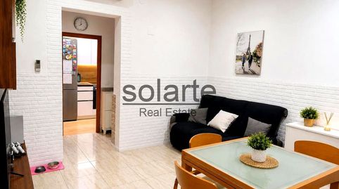 Foto 3 de Planta baja en venta en D'espronceda, Provençals del Poblenou, Barcelona Capital