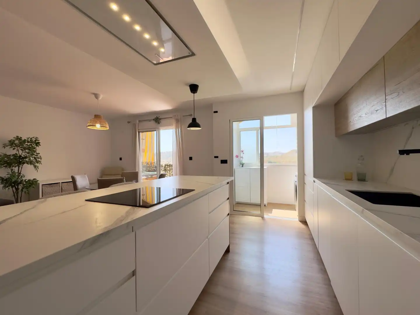 Cocina de Piso en venta en Aspe con Calefacción, Jardín privado y Terraza