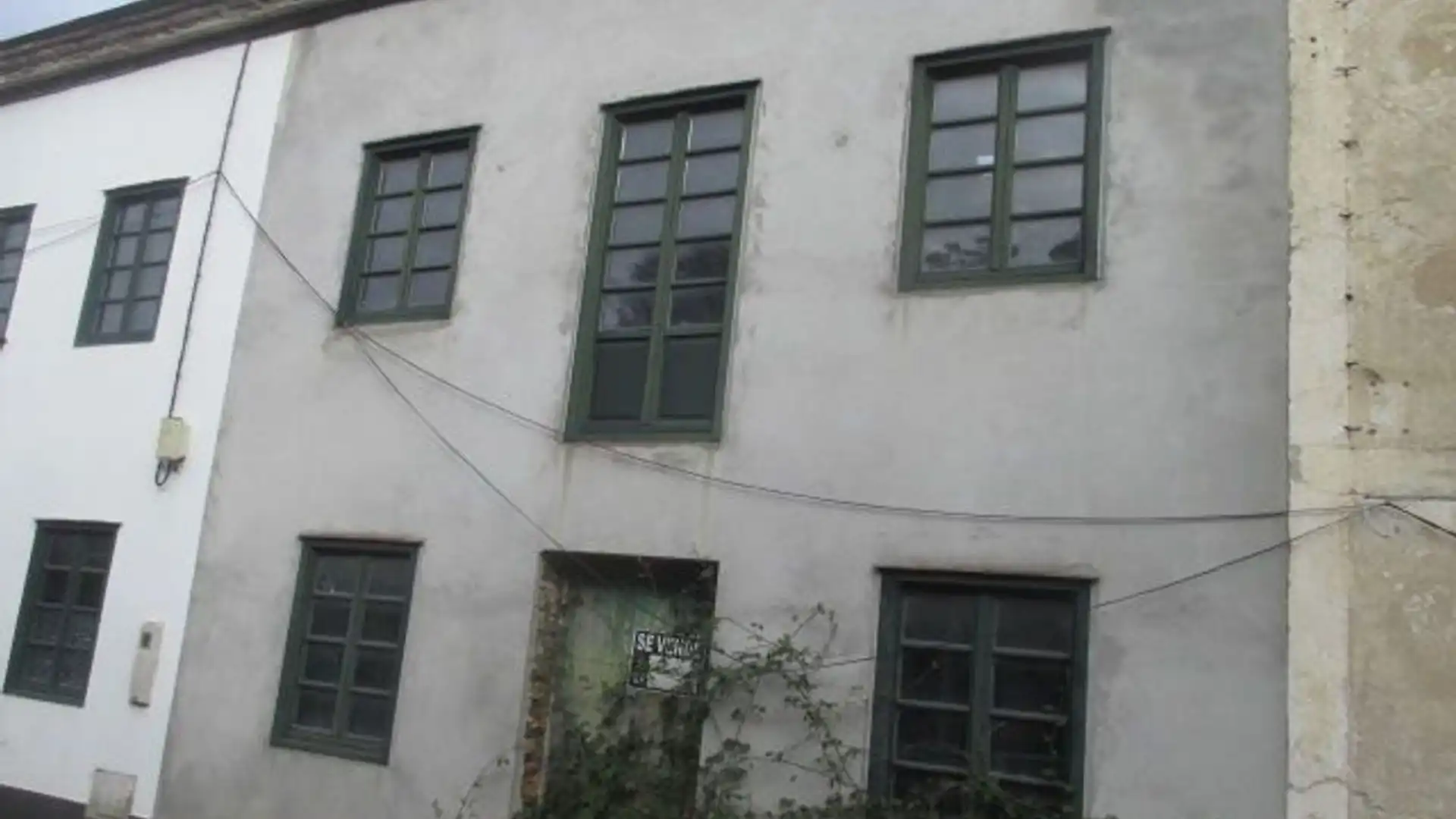 Vista exterior de Casa adosada en venta en Castropol