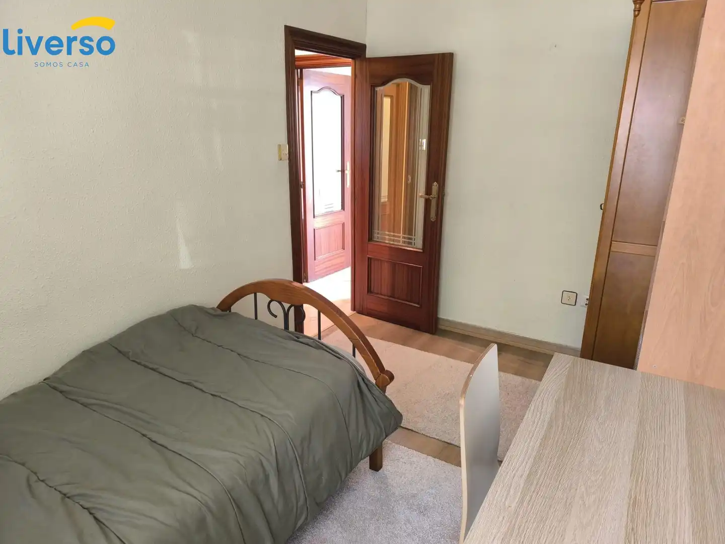 Bedroom of Flat for share in Burgos  with Heating, Terrace and Furnished