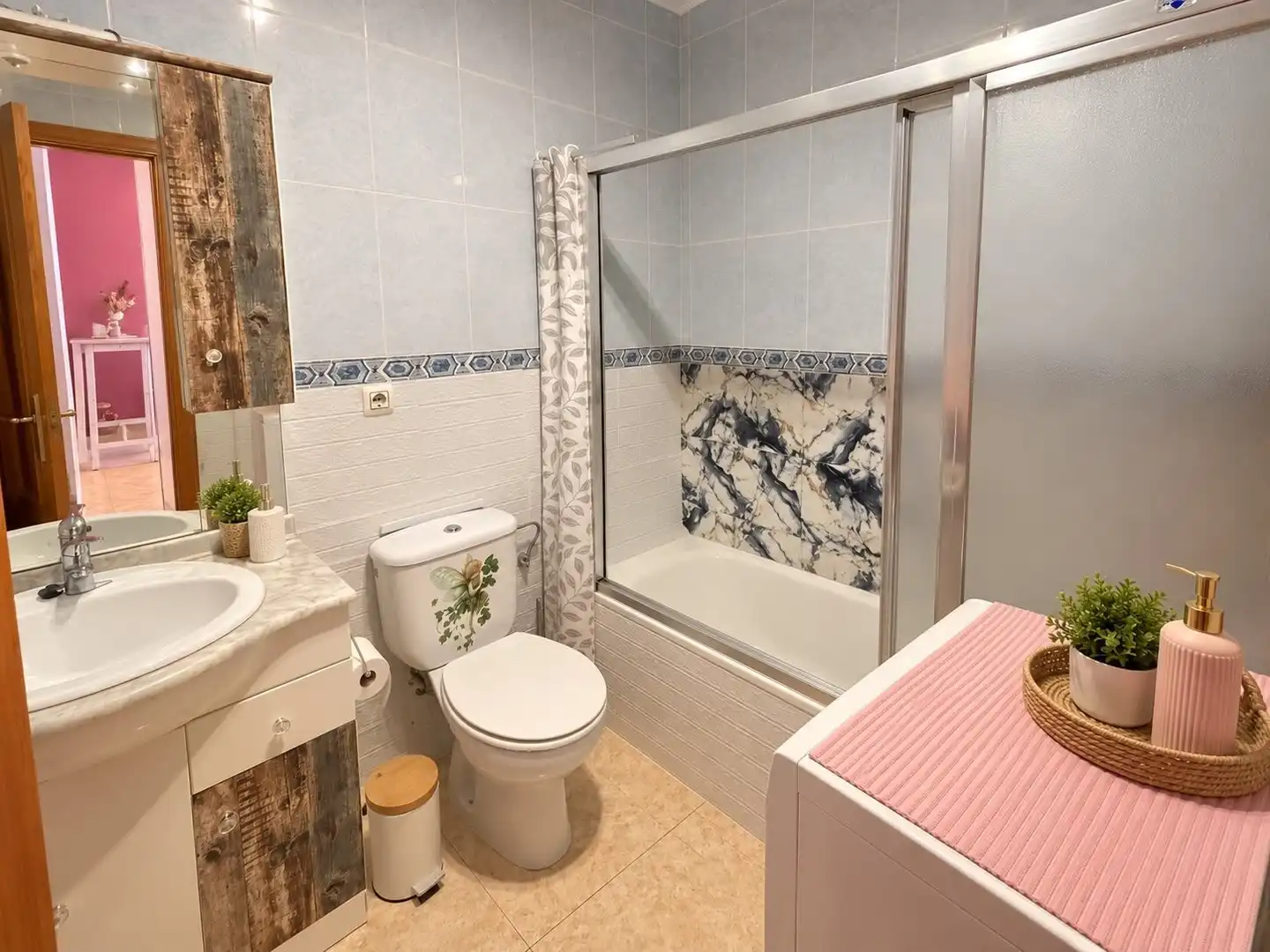 Bany de Apartament en venda en Casco Antiguo