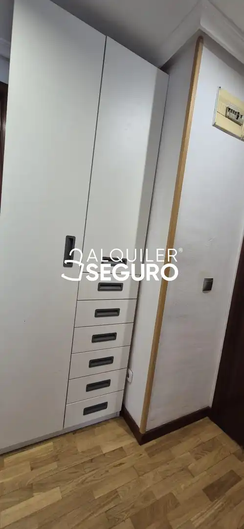 Loft zur Miete in Oviedo  mit Heizung, Terrasse und Möbliert