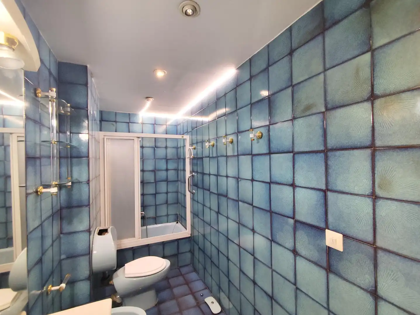Bathroom of Flat for sale in Manises