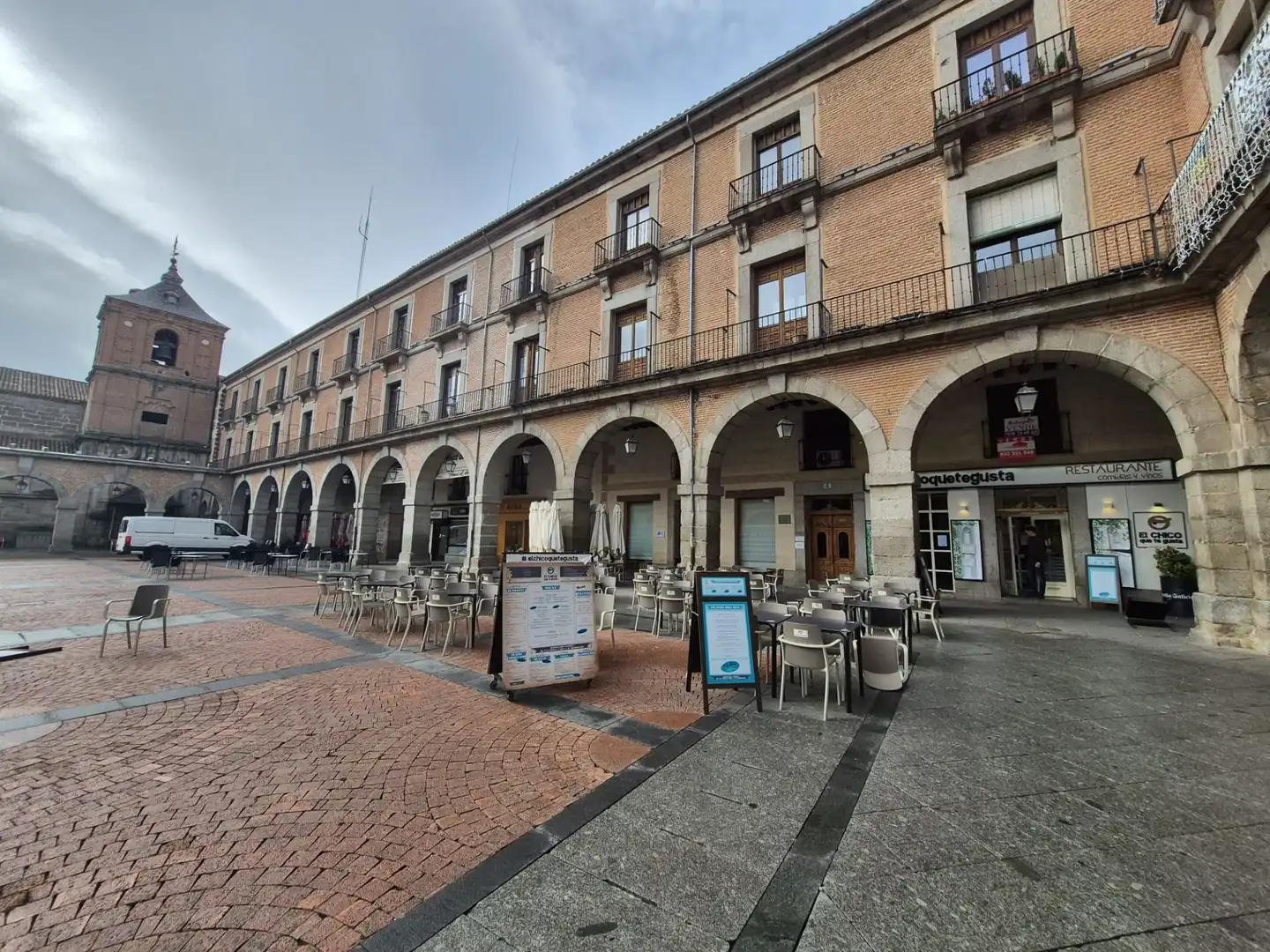Vista exterior de Pis en venda en Ávila amb Calefacció