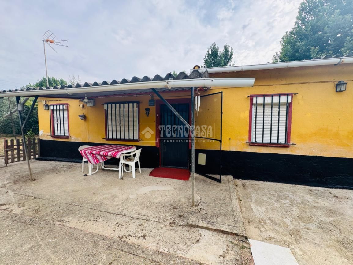 Exterior view of House or chalet for sale in Hormigos  with Air Conditioner and Heating