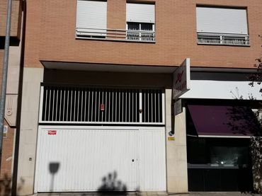 Einzelparkplatz zur Miete in Calle Museo