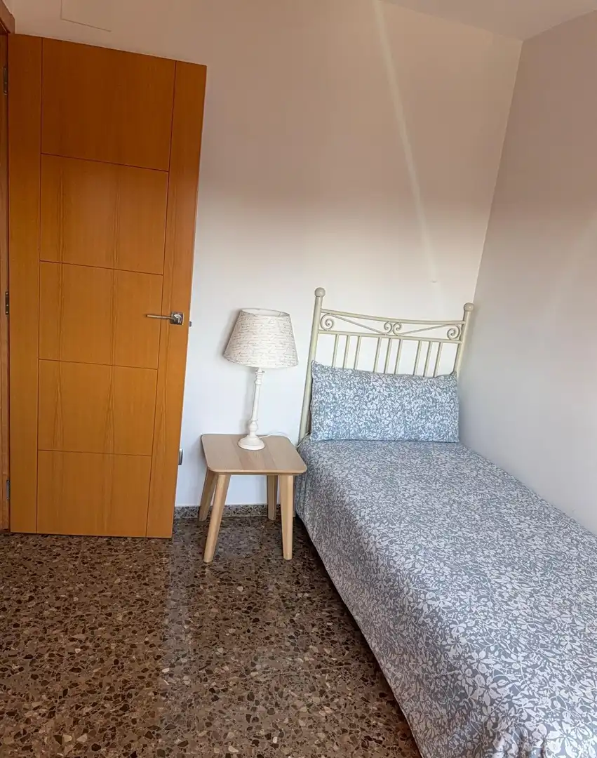 Habitación de Piso en venta en Valencia con Aire acondicionado, Calefacción y Balcón