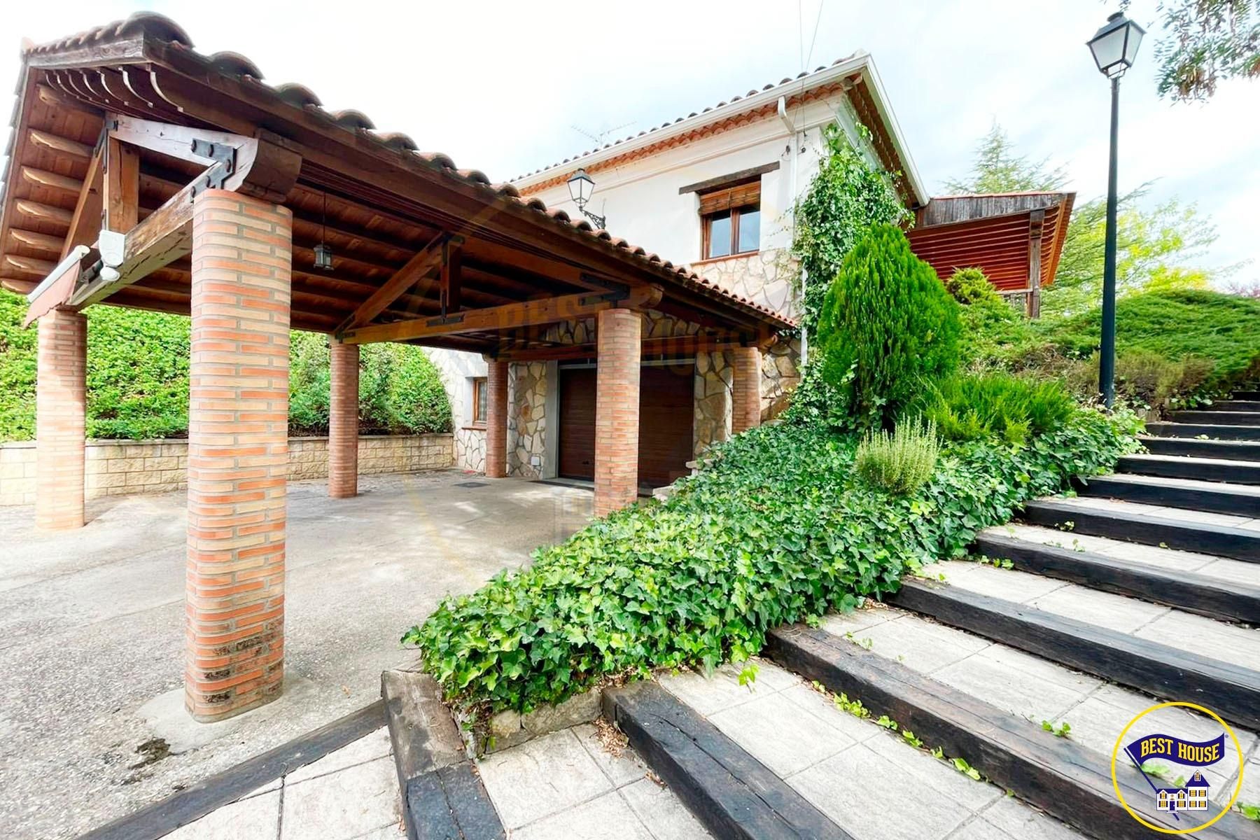 Exterior view of House or chalet for sale in Villalba de la Sierra  with Heating, Private garden and Terrace