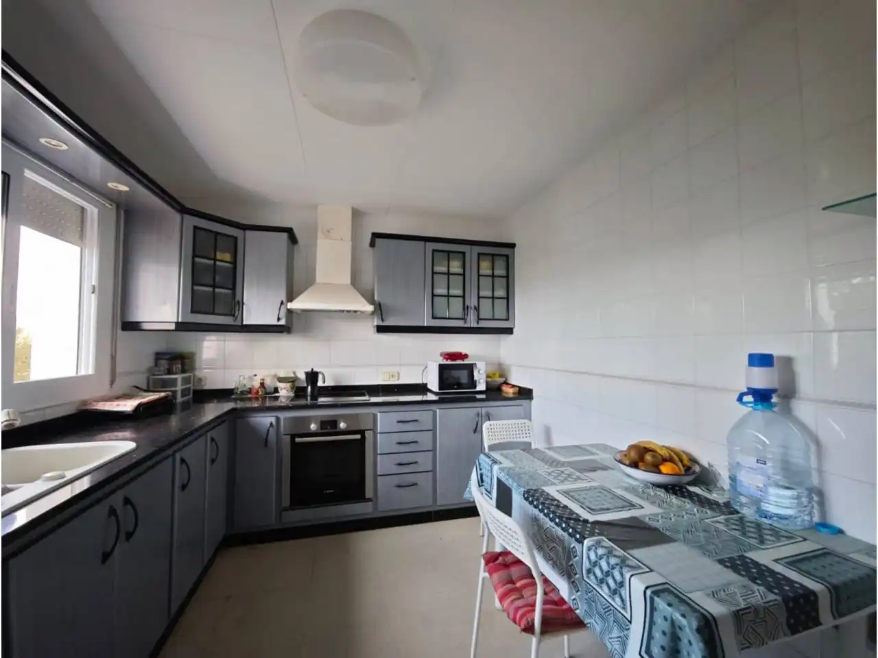 Cocina de Casa o chalet en venta en Lloret de Mar con Jardín privado, Terraza y Piscina