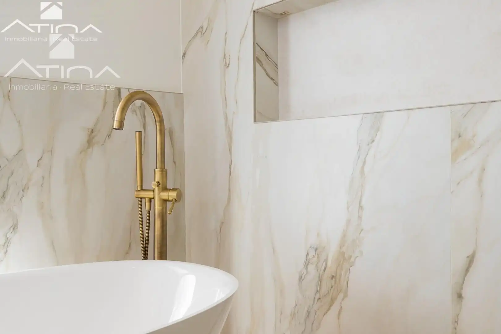 Bathroom of Houses for sale in Jávea / Xàbia  with Air Conditioner, Heating and Private garden