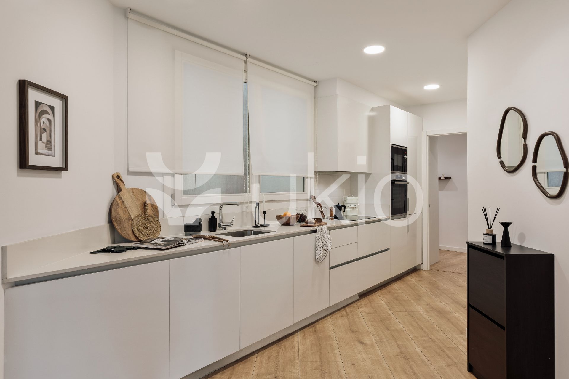 Cocina de Apartamento de alquiler en  Barcelona Capital con Aire acondicionado, Calefacción y Amueblado
