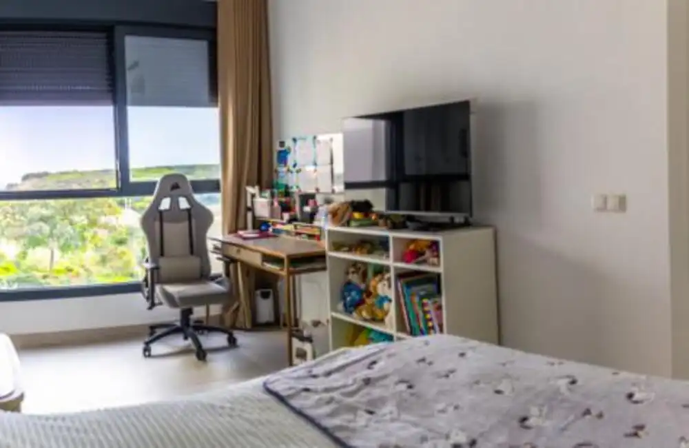 Schlafzimmer von Einfamilien-Reihenhaus zum Verkauf in Casares mit Klimaanlage, Privatgarten und Terrasse