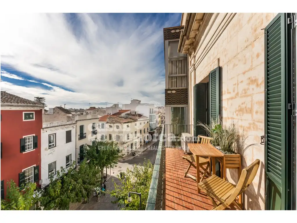Vista exterior de Àtic en venda en Maó - Mahón amb Aire condicionat i Terrassa
