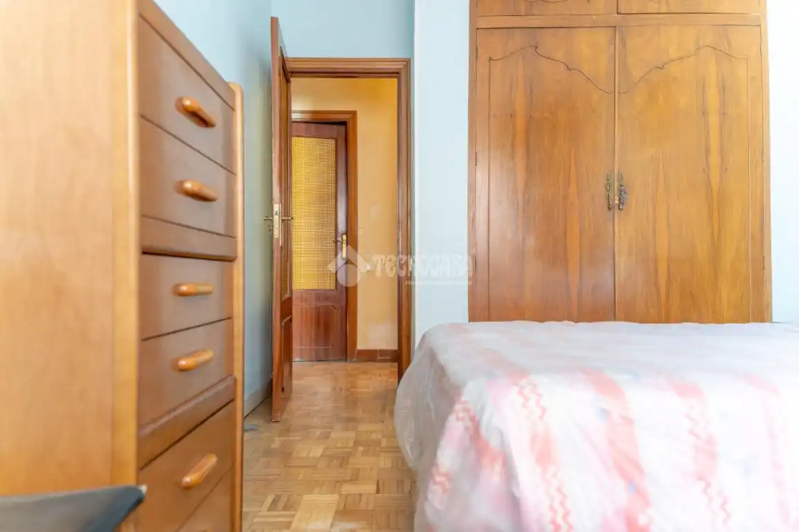 Habitación de Piso en venta en Madrid con Calefacción y Terraza