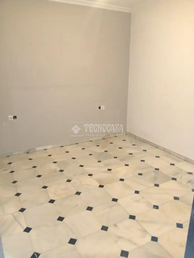 Habitación de Casa adosada en venta en Coria del Río