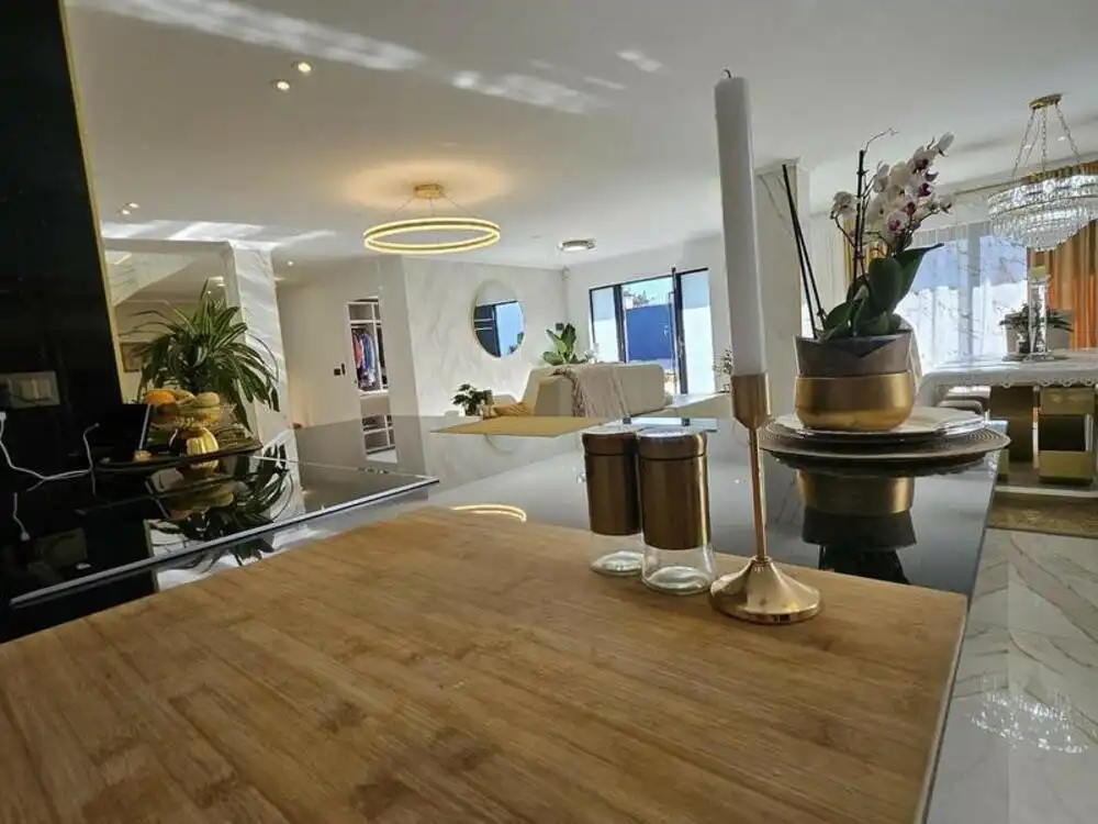 Dining room of Houses for rent in Estepona  with Air Conditioner, Private garden and Terrace