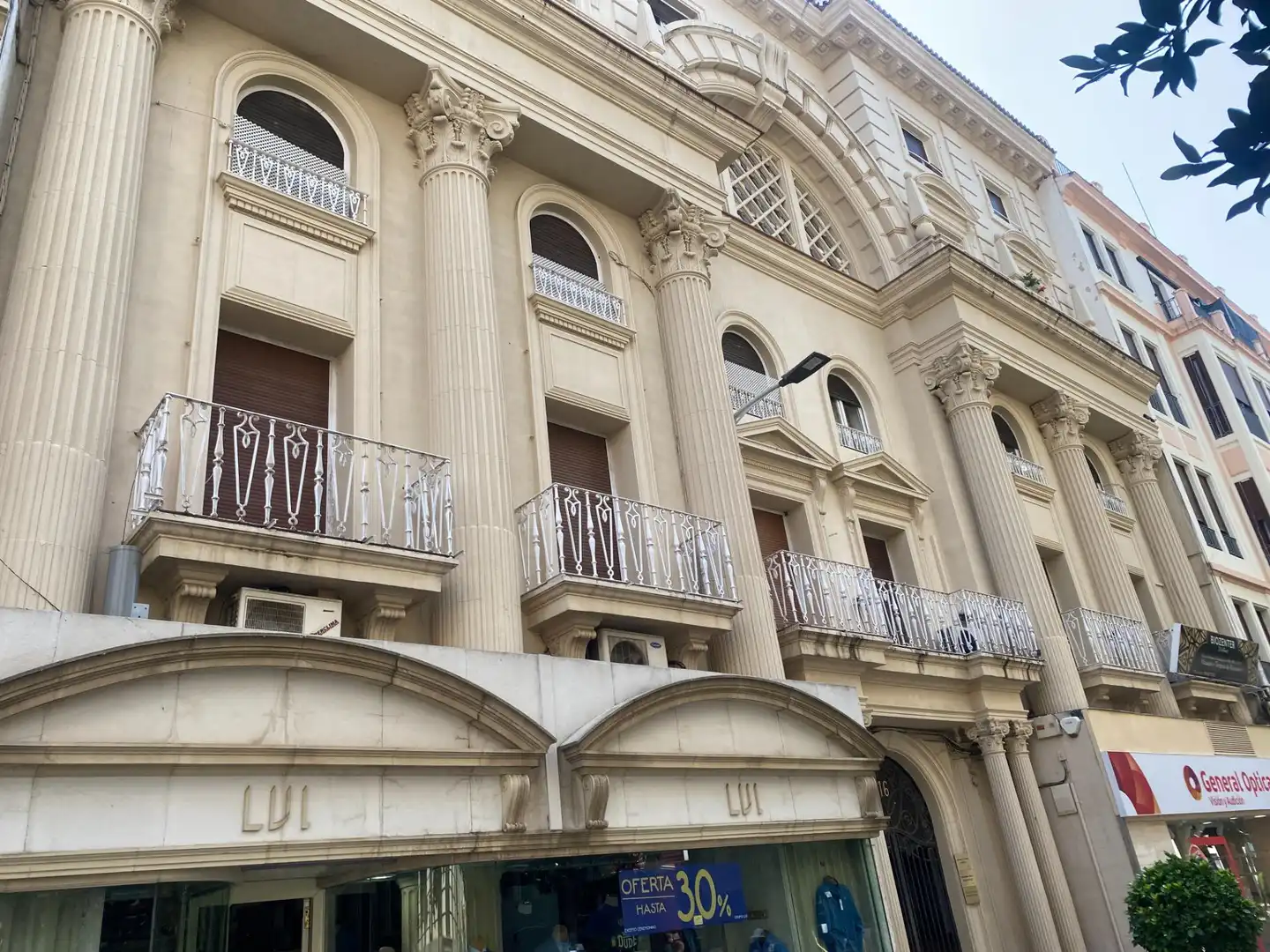 Oficina amb ascensor de lloguer a Calle José Cruz Conde, imagen 2