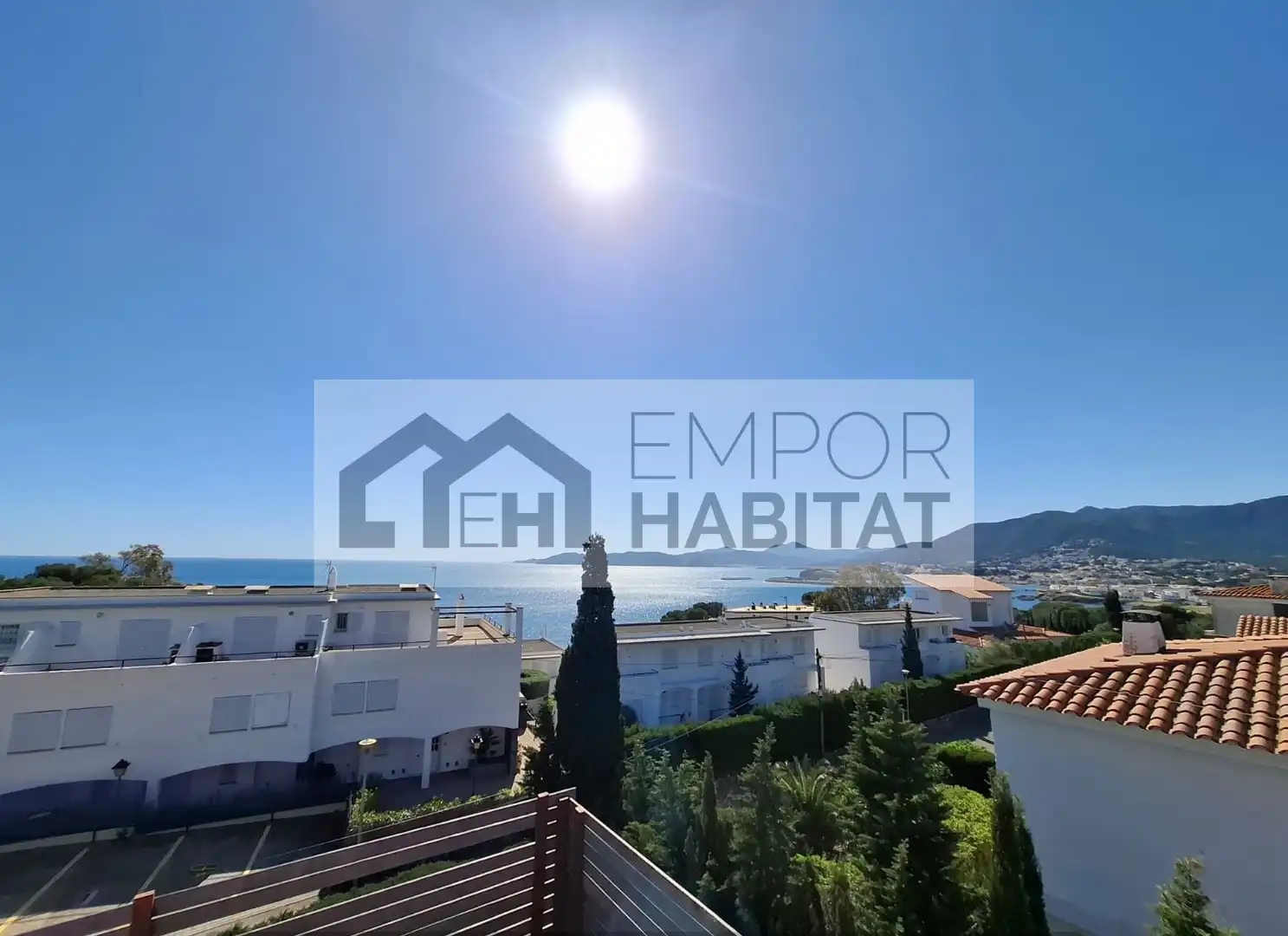 Casa amb jardí en venda a Grifeu - Cap Ras - Els Estanys - Sant Genís, imagen 2