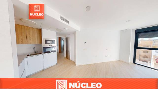 Piso en Venta en Calle Granada en Los Ángeles - Cruz de Caravaca