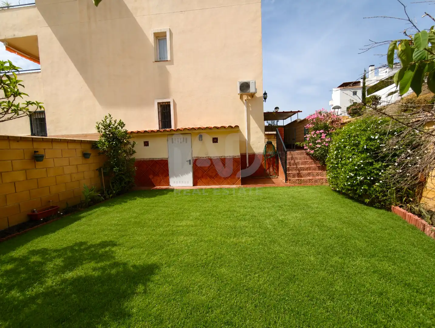 Jardín de Piso en venta en Rincón de la Victoria con Aire acondicionado, Calefacción y Terraza