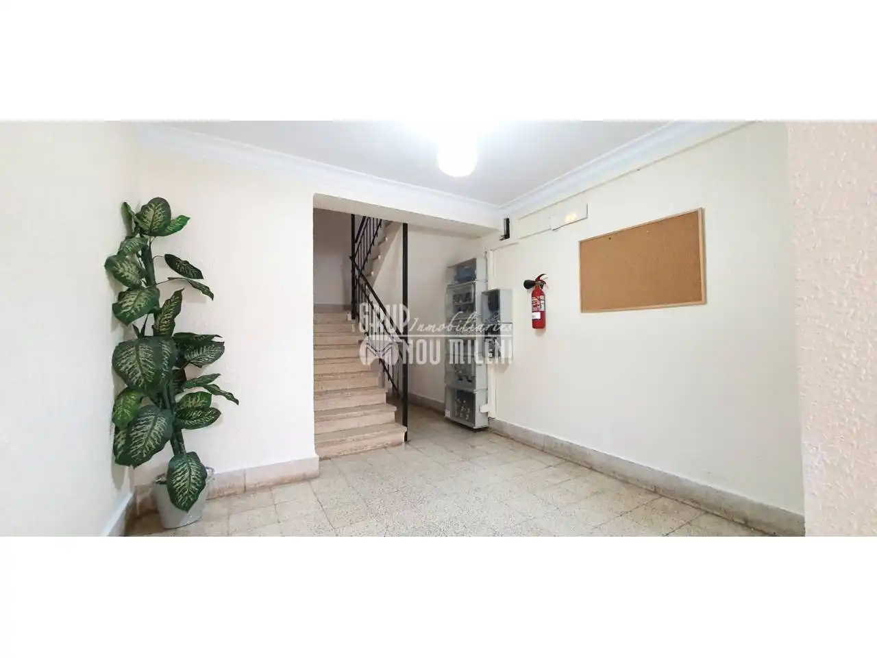 Piso en venta en Silla con Amueblado y Balcón