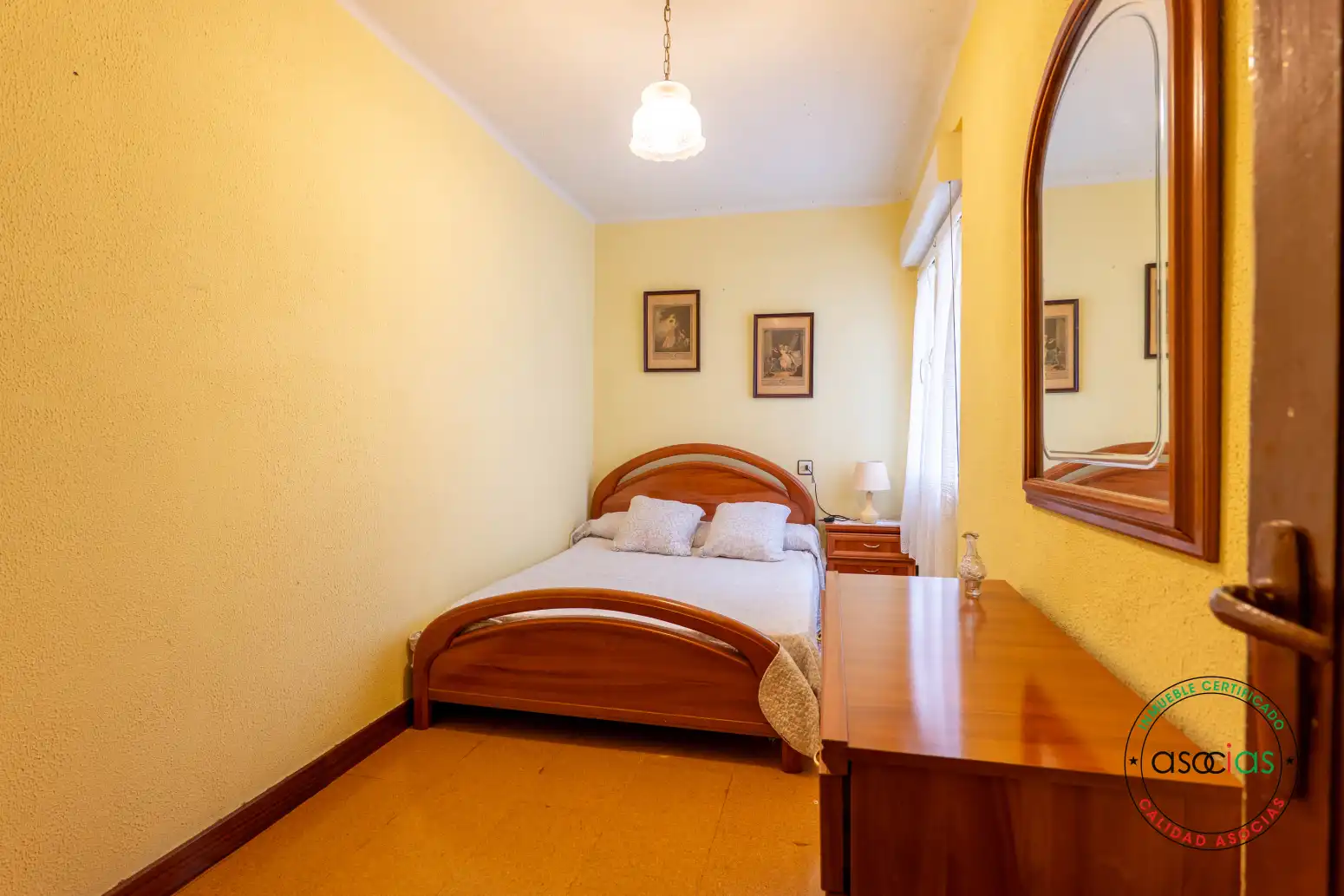 Habitación de Piso en venta en Gijón  con Calefacción