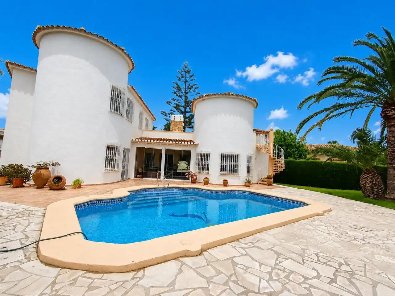 Piscina de Casa o chalet en venta en Oliva con Terraza y Piscina comunitaria