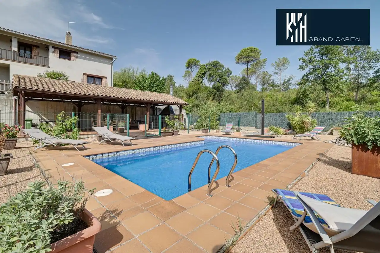Casa con terraza en venta en Urbanització Llac del Cigne, imagen 4