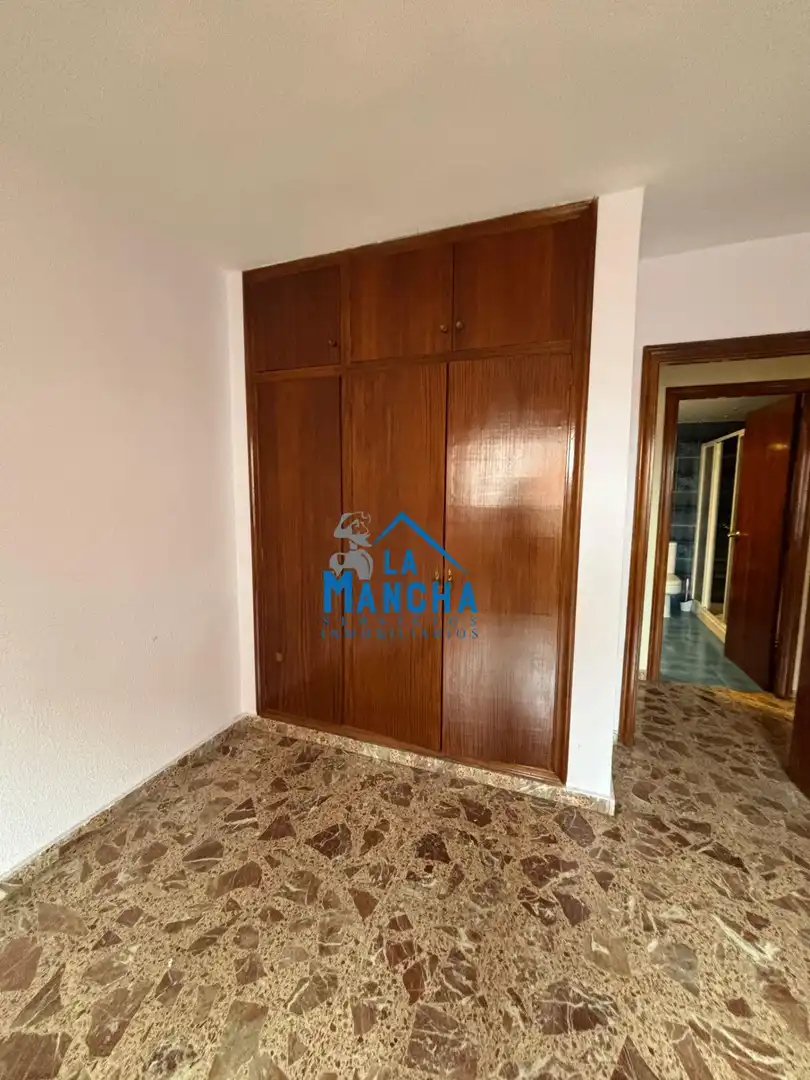 Exterior view of Flat for sale in Albacete  with Air Conditioner, Heating and Private garden