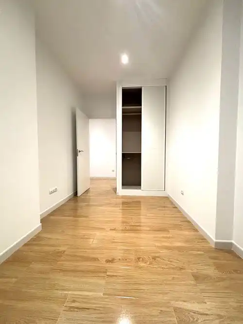 Habitación de Piso en venta en Madrid con Aire acondicionado, Calefacción y Terraza