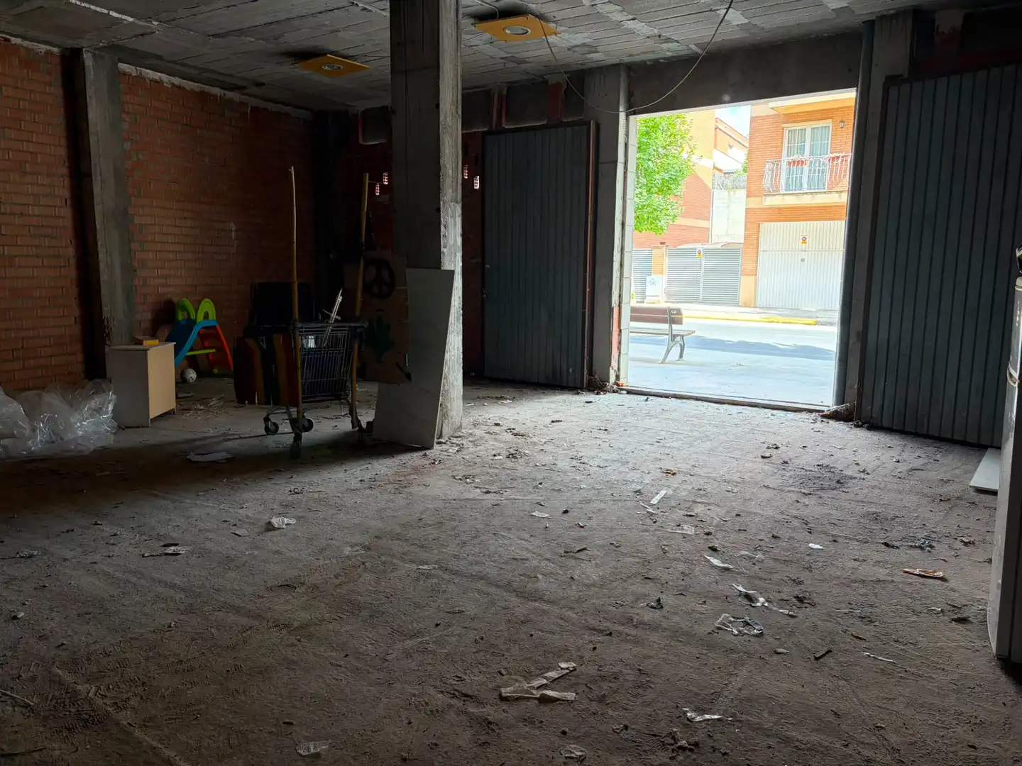 Local comercial en alquiler en Avinguda de la Generalitat 72, imagen 2