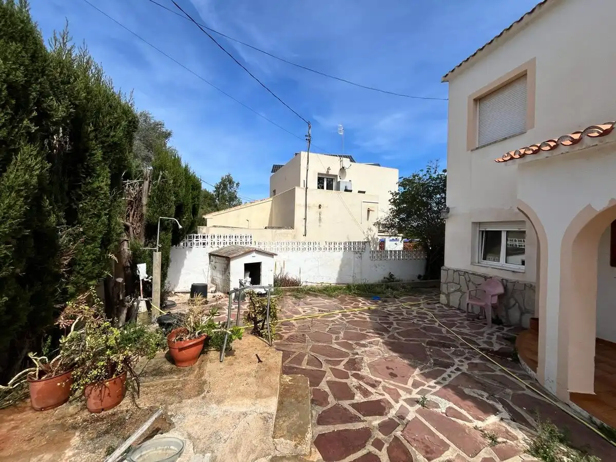 Vista exterior de Casa o chalet en venta en Dénia con Terraza y Amueblado