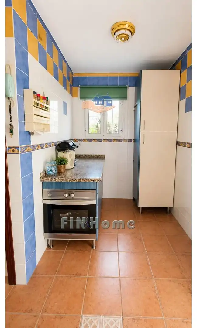 Cocina de Casa o chalet en venta en Gerena con Aire acondicionado, Jardín privado y Trastero