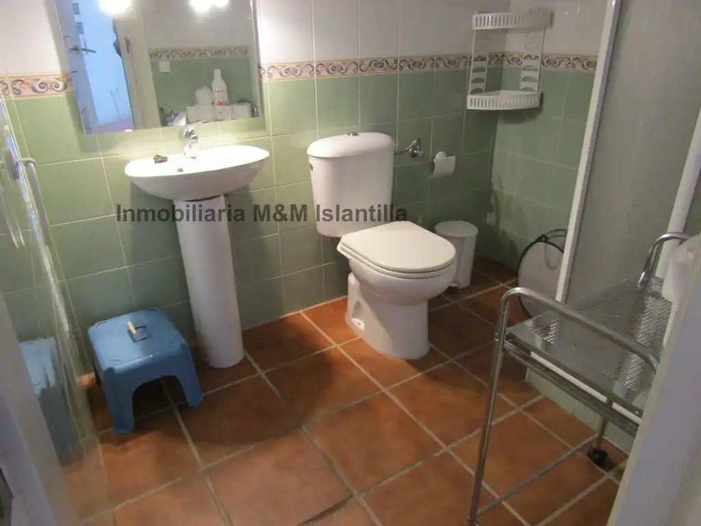 Baño de Casa adosada en venta en Islantilla con Terraza, Trastero y Amueblado