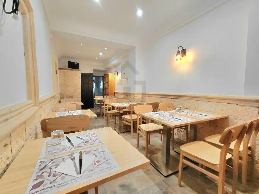 Business premises to rent in Calle Javier Esteban Indart, imagen 5