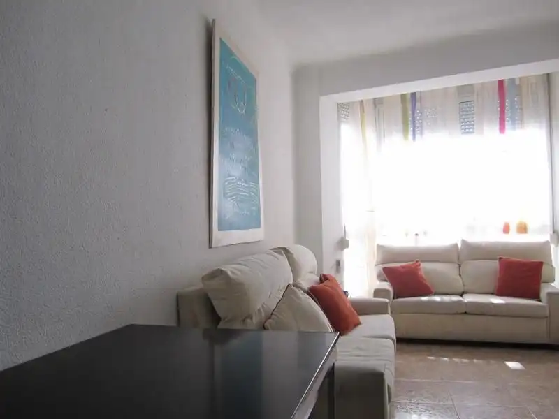 Sala de estar de Piso de alquiler en Granada con Aire acondicionado, Calefacción y Amueblado
