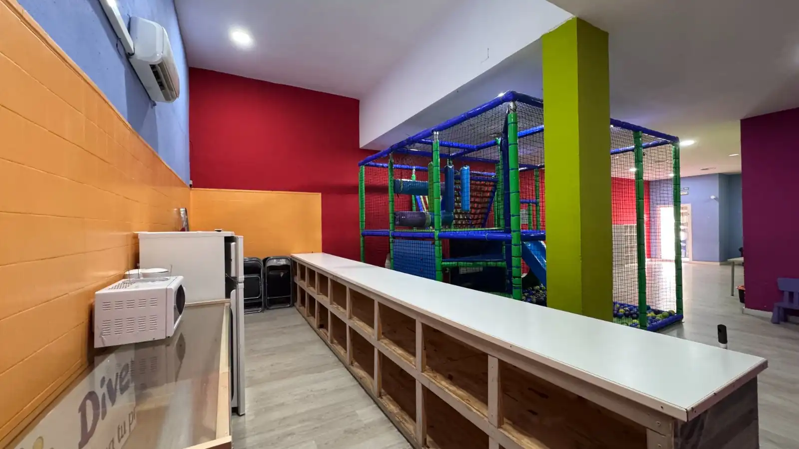 Local en venta en Cáceres con Aire acondicionado