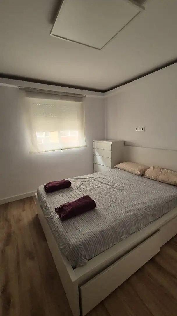 Dormitori de Apartament de lloguer en Campello pueblo