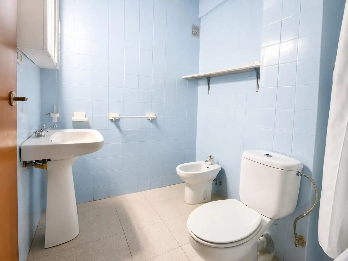 Bathroom of Flat for sale in Algeciras