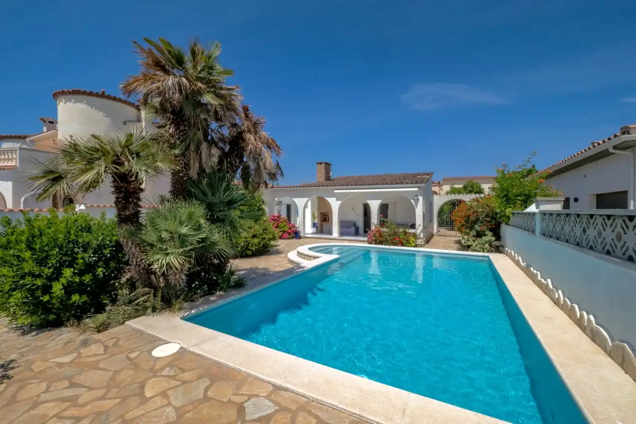 Casa con piscina in vendita a Cap Ras - Creus - Falconera, imagen 4