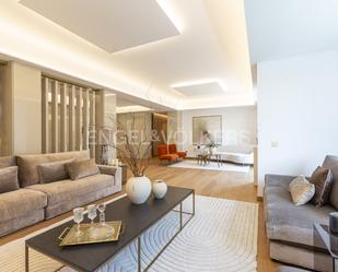 Living room of Apartment for sale in  Madrid Capital  with Air Conditioner, Heating and Terrace