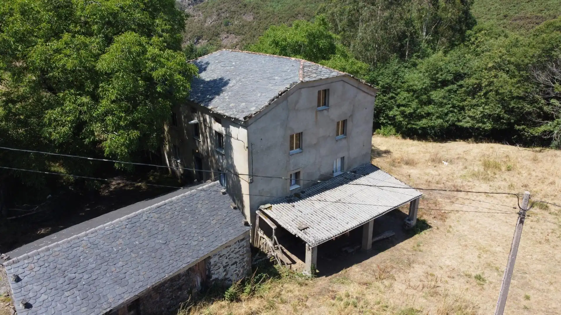 Vista exterior de Casa o xalet en venda en Illano